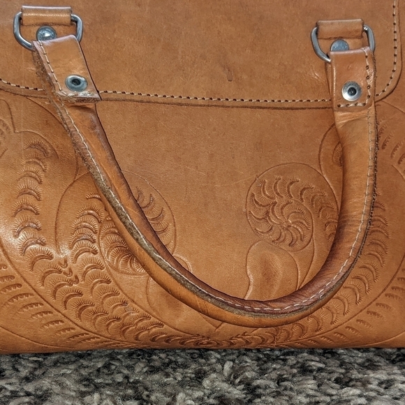 Genuine Leather Purse Hand Tooled Design Burnished with Detachable Strap - Picture 2 of 13